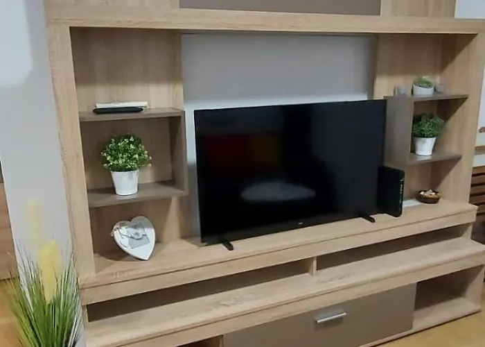 Apartment With Garage Lavici