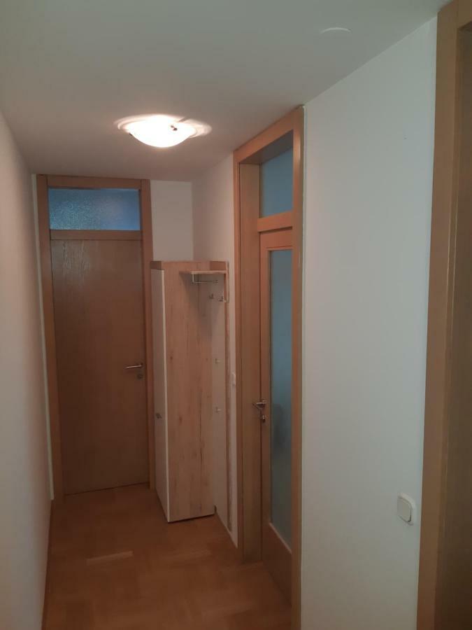 Apartment With Garage Lavici Zagreb